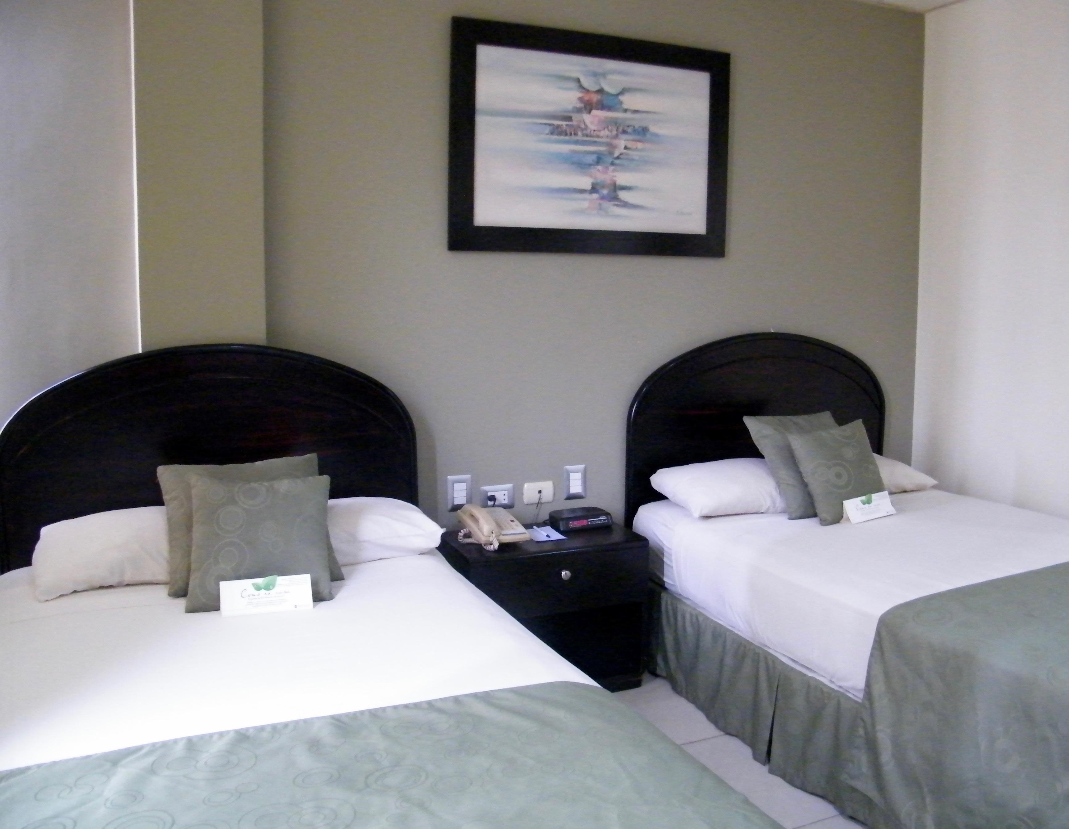 גוויאקיל Hotel Ramada מראה חיצוני תמונה